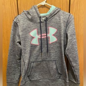 Juniors under armor sweatshirt